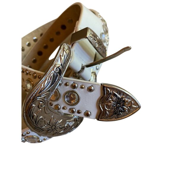 Elegant White Studded Belt - Picture 2 of 6